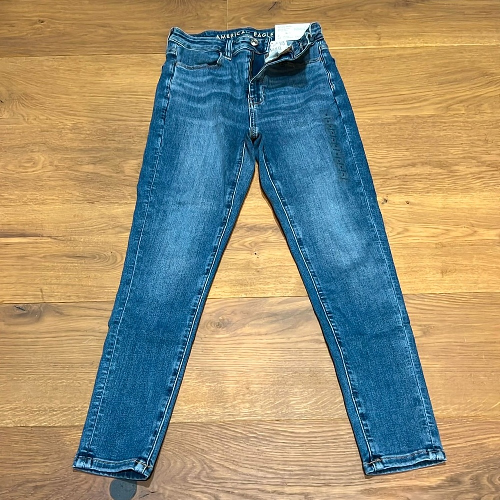 NWT American Eagle Super High Rise Jeggings Next Level Stretch Sz 2 X-Short 26W